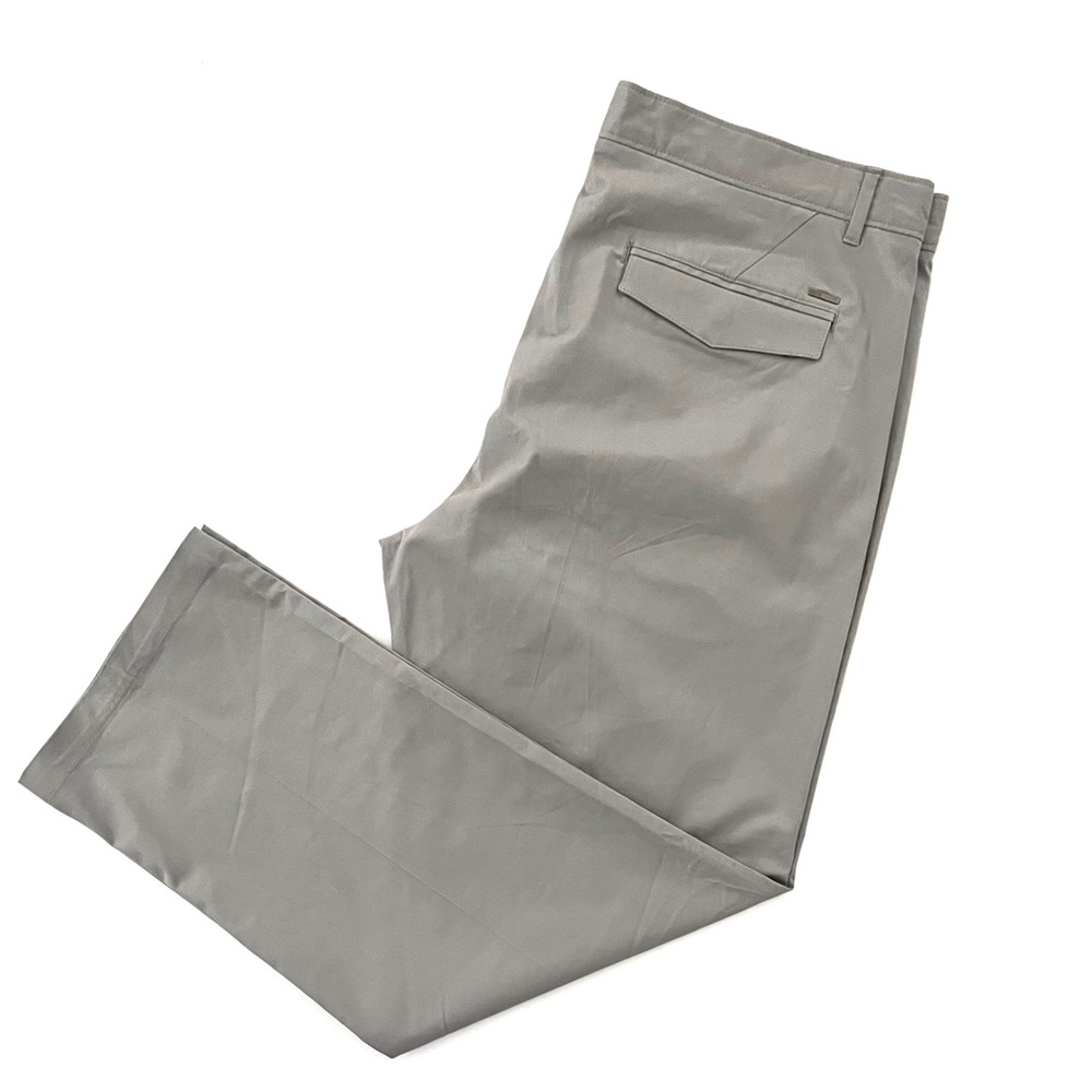 Calvin Klein Mens Chino Pants 38x30 
Light Gray Cotton with Stretch NWOT Casual
